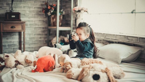 AI learns vocabulary from a baby with a webcam